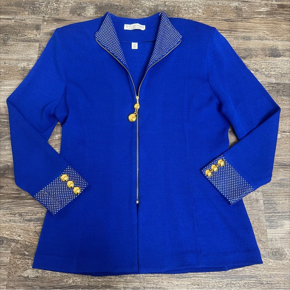 St. John Women’s Blue Knit Skirt Suit Embellished Jacket With Gold Accents Sz 12 - Picture 3 of 12